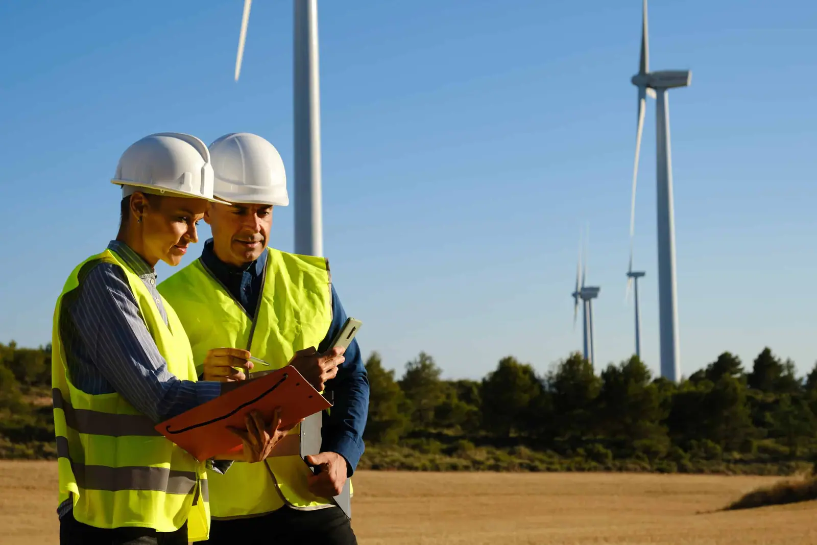 Explore the role of Best Energy Recruitment Agencies in adapting to talent shifts and connecting companies with professionals.