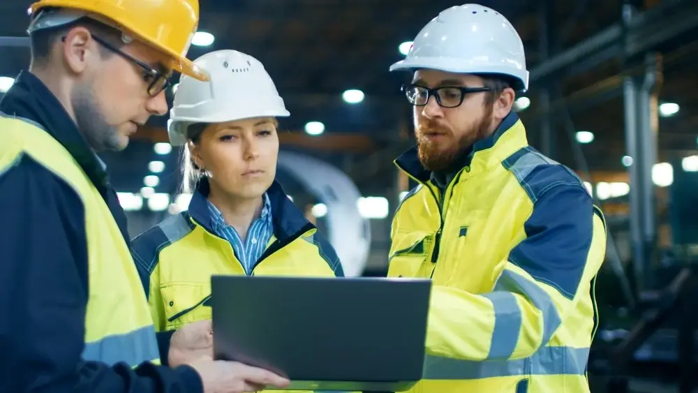 How Job Recruitment Agencies Simplify Hiring in the Energy Industry