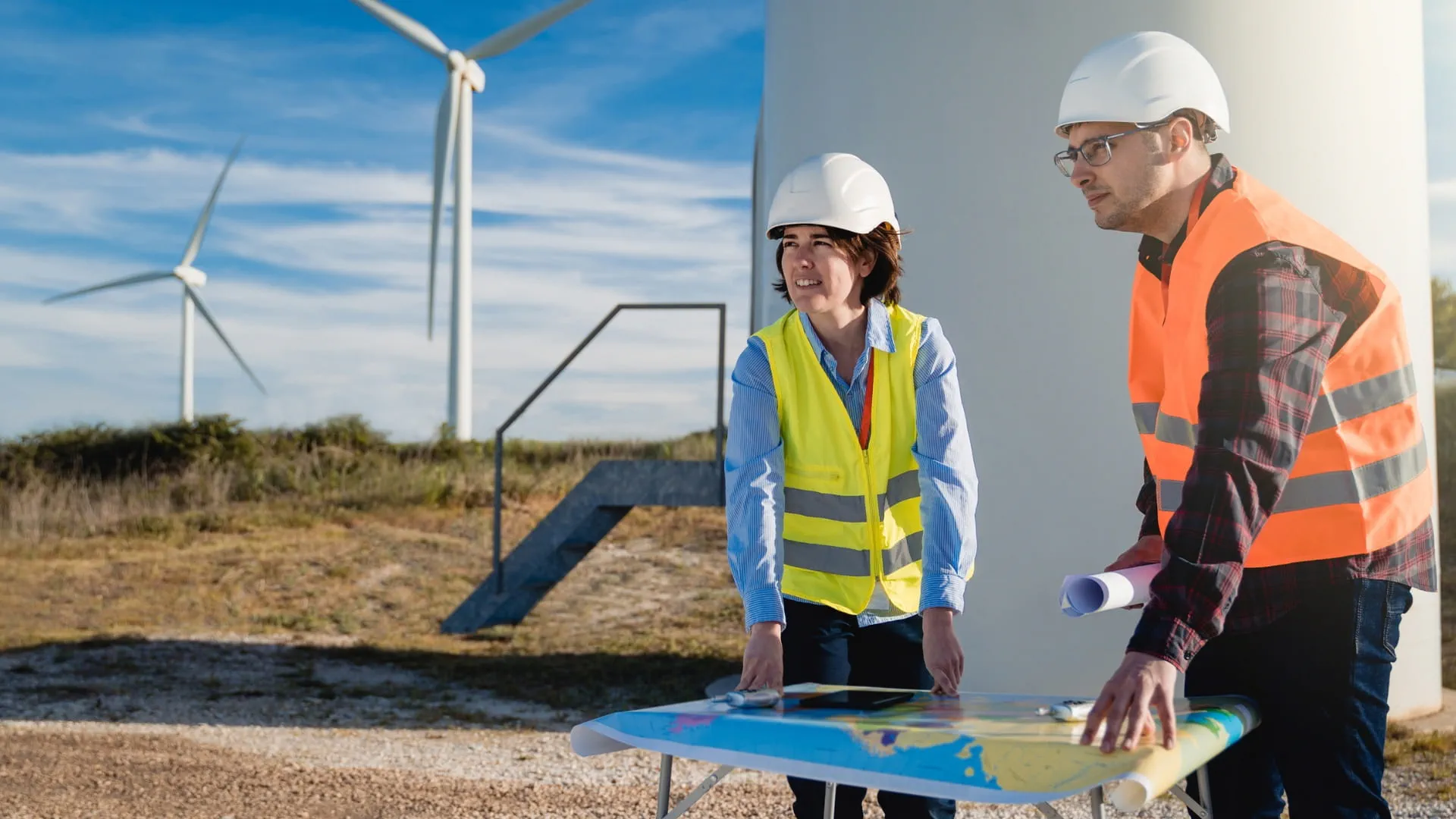 Explore the role of Best Energy Recruitment Agencies in adapting to talent shifts and connecting companies with professionals.