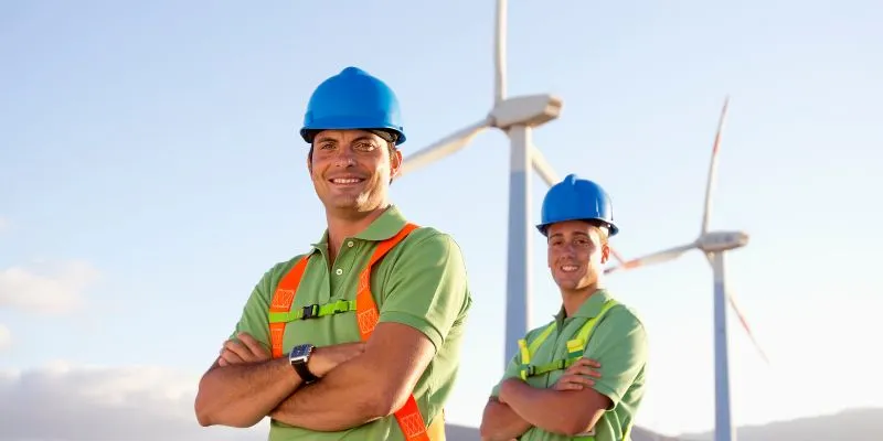 Learn how Hybrid Energy Sector Recruiting reshapes hiring, combining flexibility, technology, and expert talent strategies.