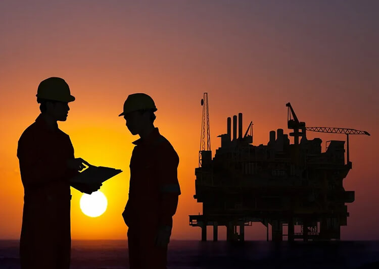 How Denver’s Oil and Gas Recruiters Are Leveraging Geospatial Talent Analytics to Target High-Demand Field Teams